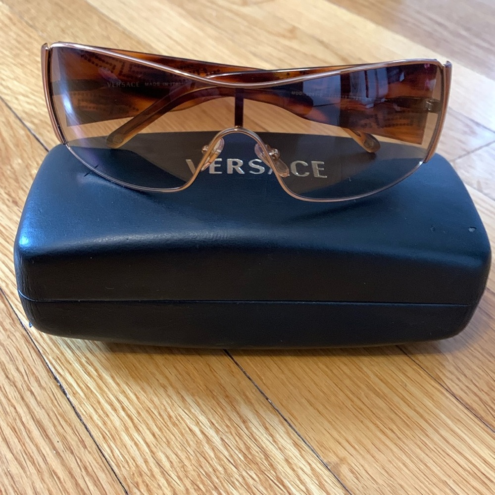 Versace Sunglasses 2081-B Tortoise